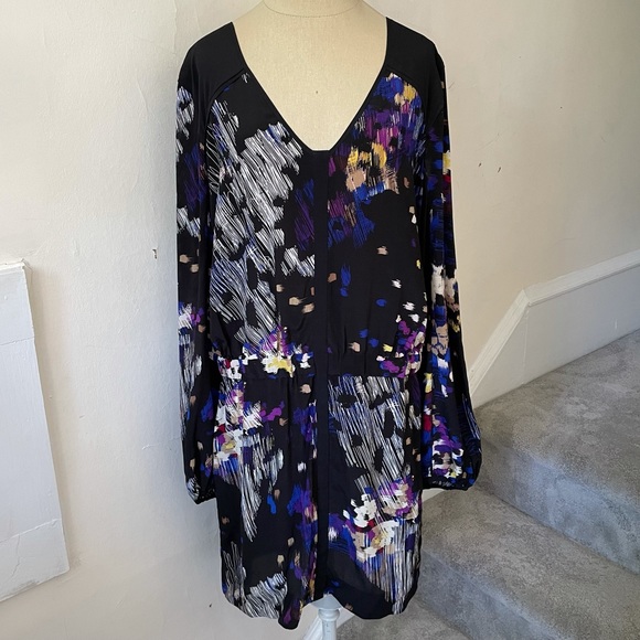 Anthropologie Dresses & Skirts - Anthropologie Black Floral Long-Sleeve Dress